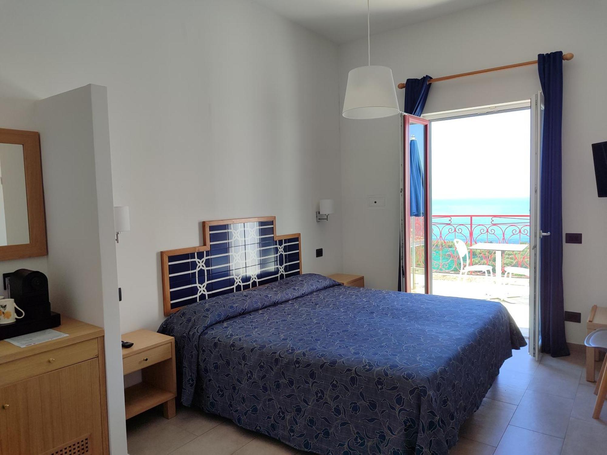 Hotel Dania 3*