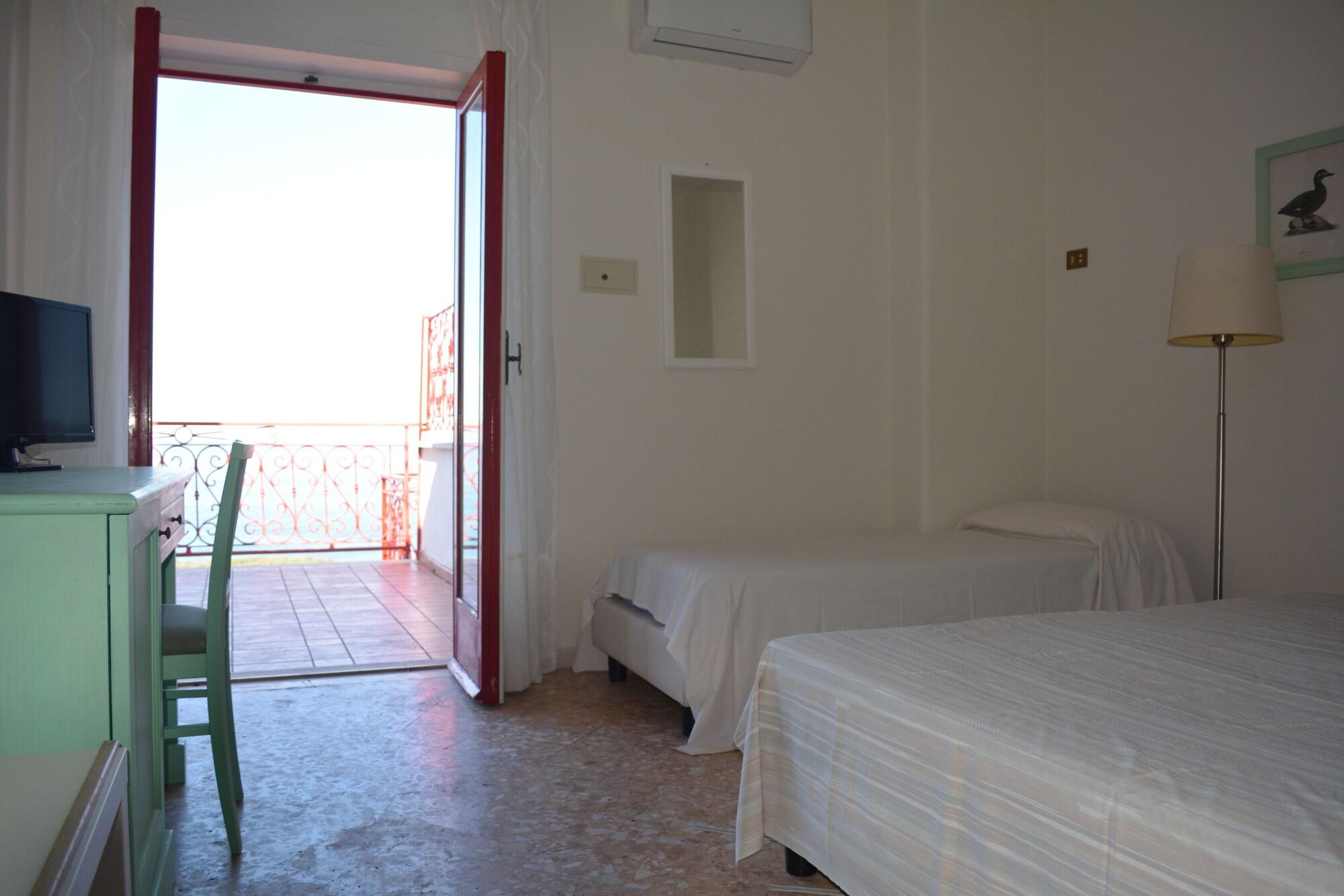 Dania 3* Península Sorrentina